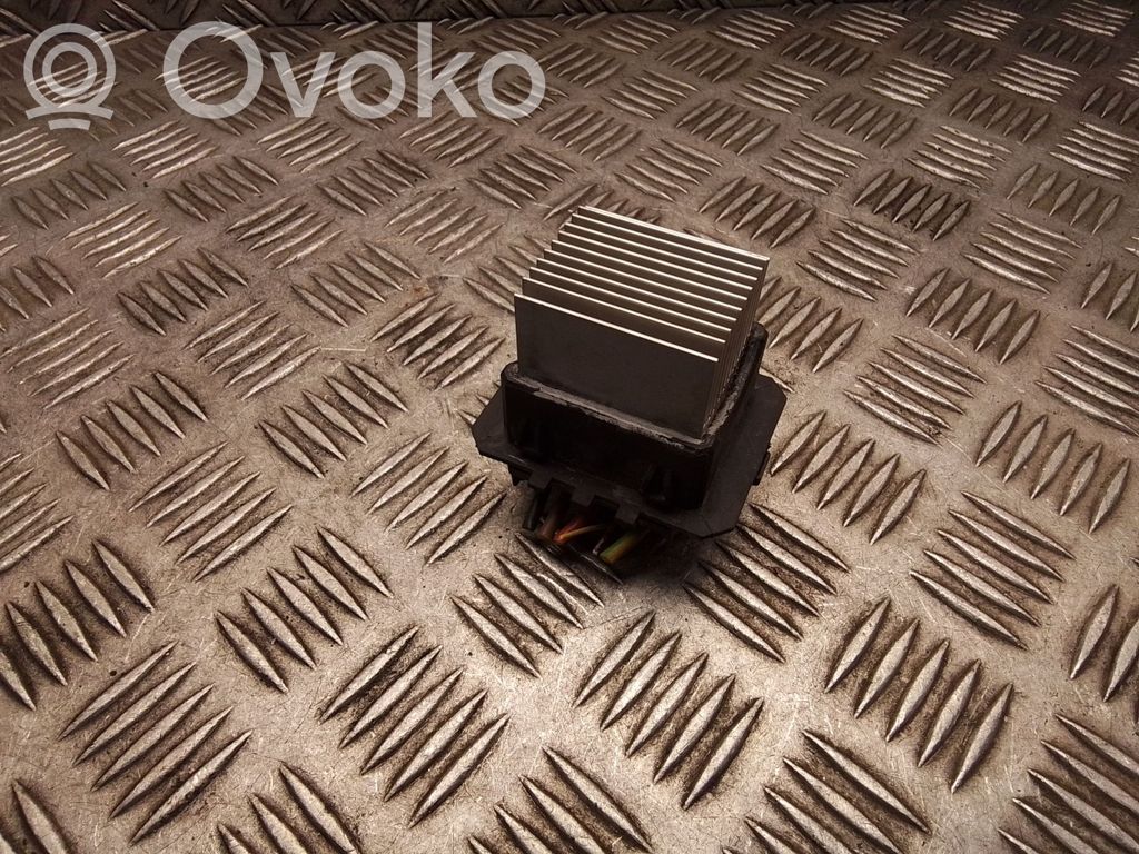 Peugeot 308 Heater blower motor/fan resistor 