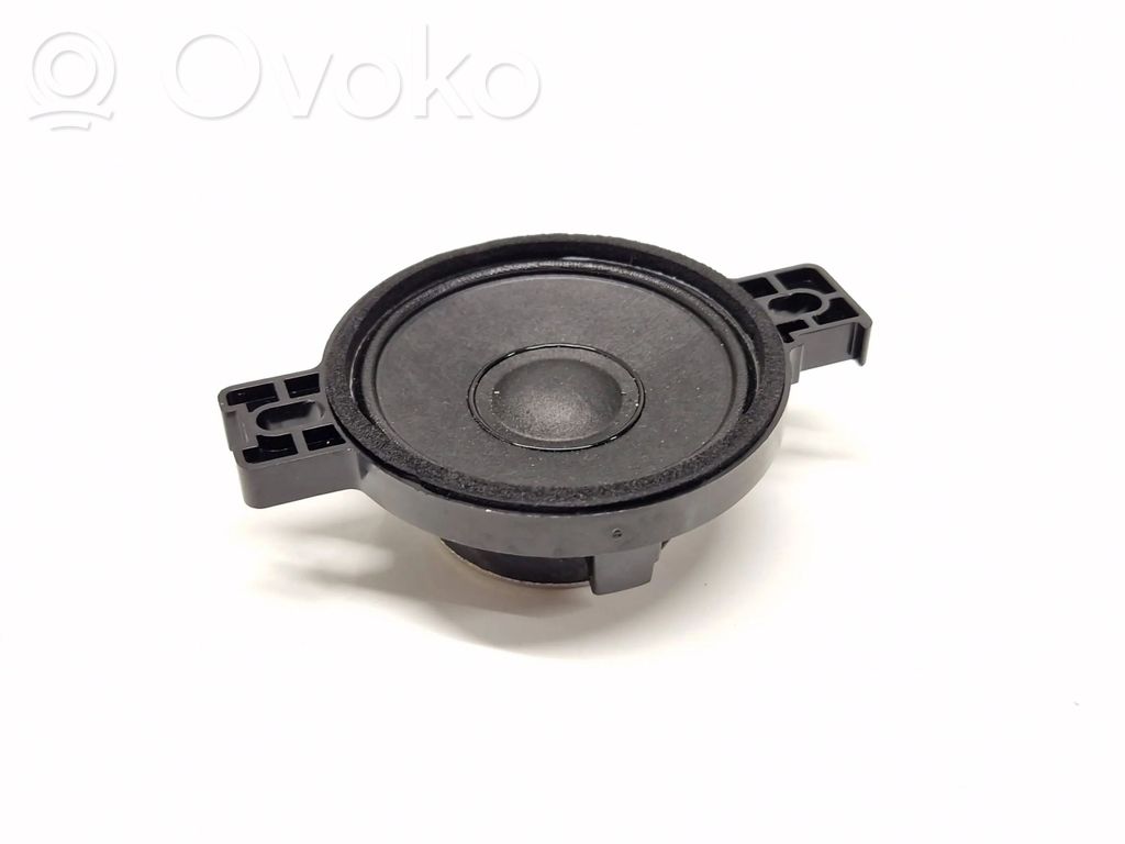 Audi A4 S4 B9 Panel speaker 