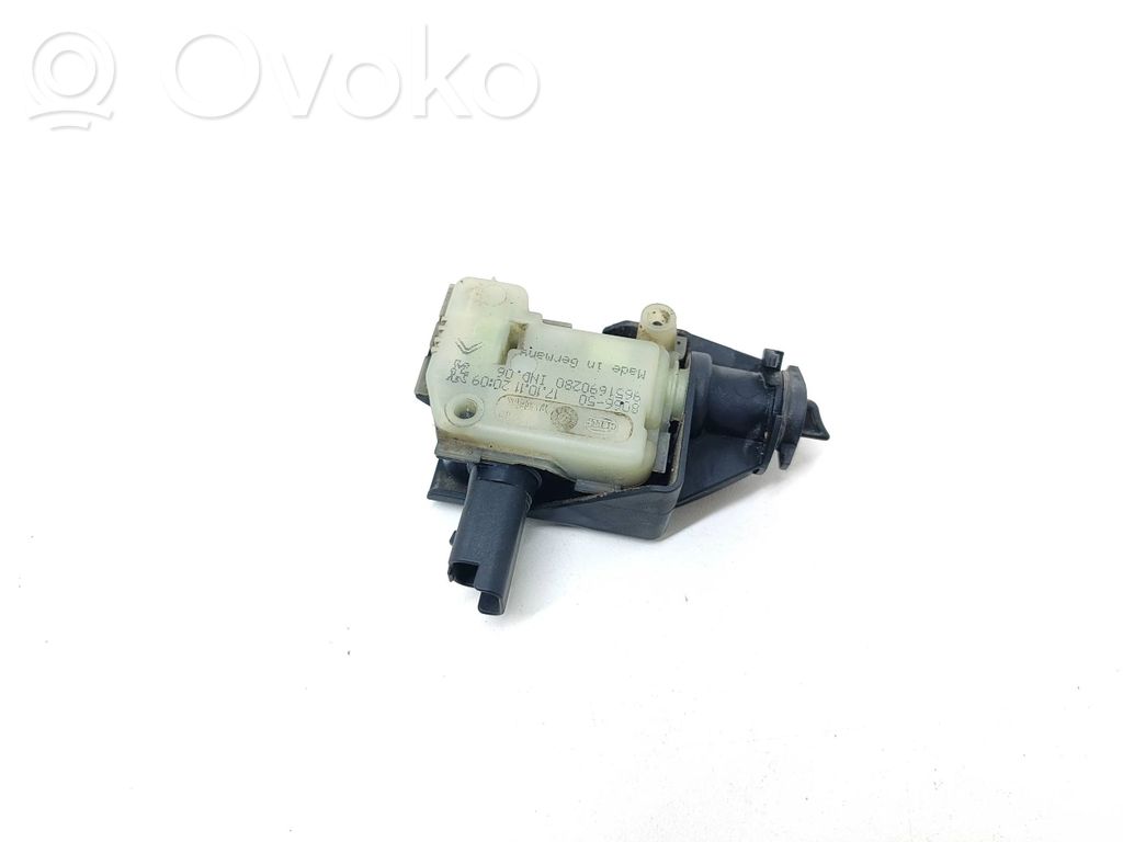 Peugeot 508 Fuel tank cap lock motor 