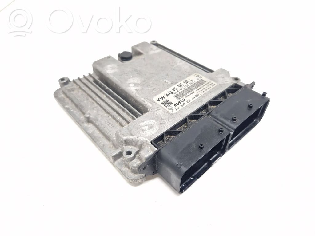 Audi A4 S4 B9 Engine control unit/module 