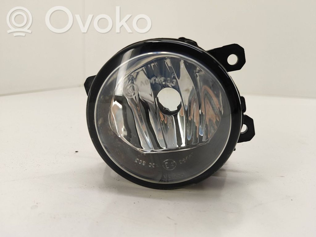 Peugeot 5008 II Front fog light 