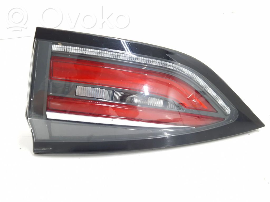 Renault Espace V (RFC) Tailgate rear/tail lights 