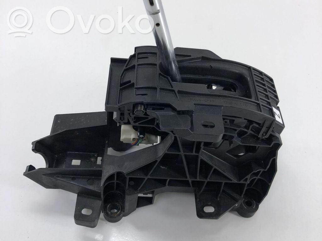 Lewarek zmiany biegów / górny   75G588LHD