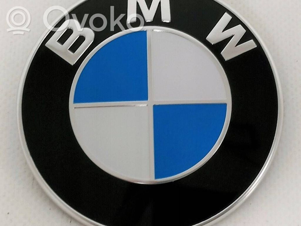 BMW 5 E39 Значок производителя 