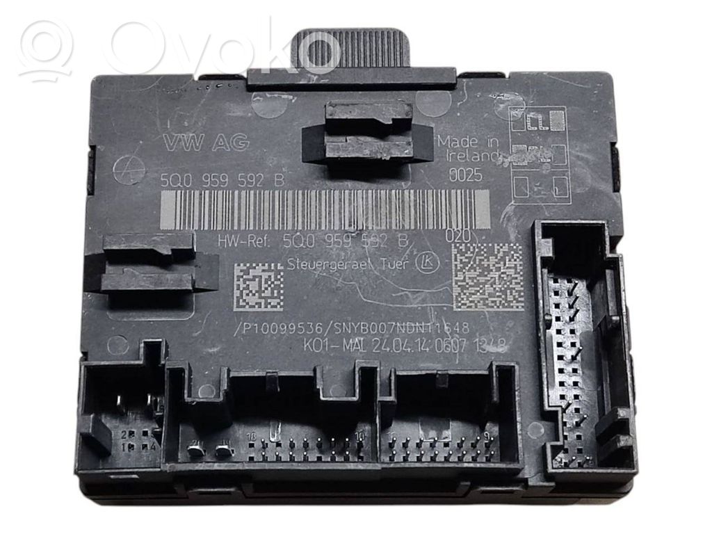 Audi A3 S3 8V Door control unit/module 