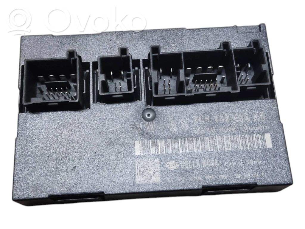 Volkswagen PASSAT B6 Module confort 