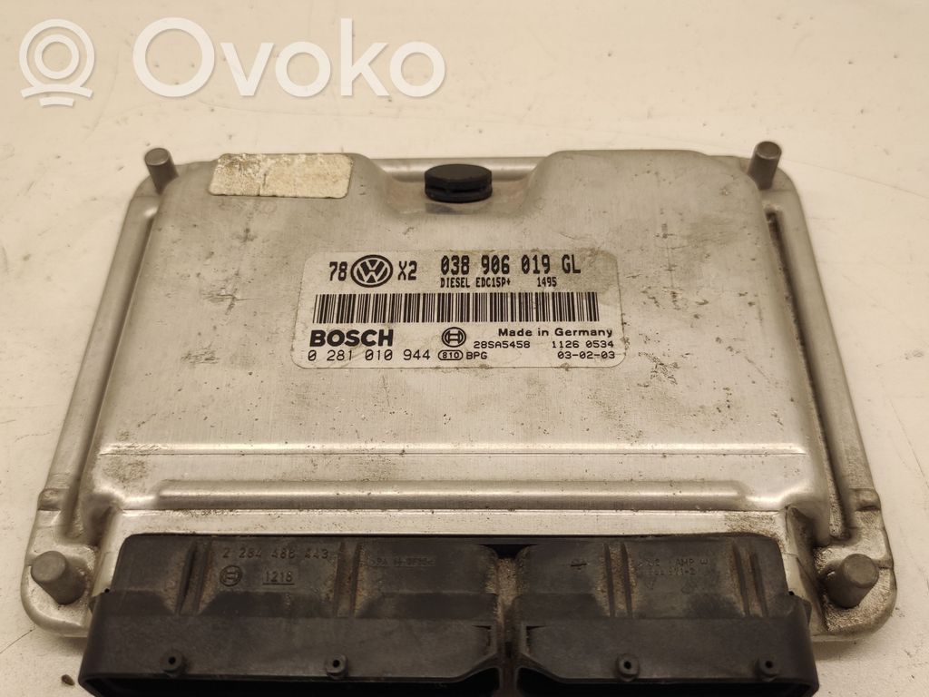 Audi A6 S6 C5 4B Engine control unit/module ECU 