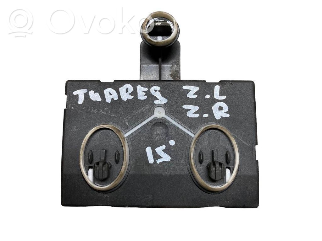 Volkswagen Touareg II Door control unit/module 