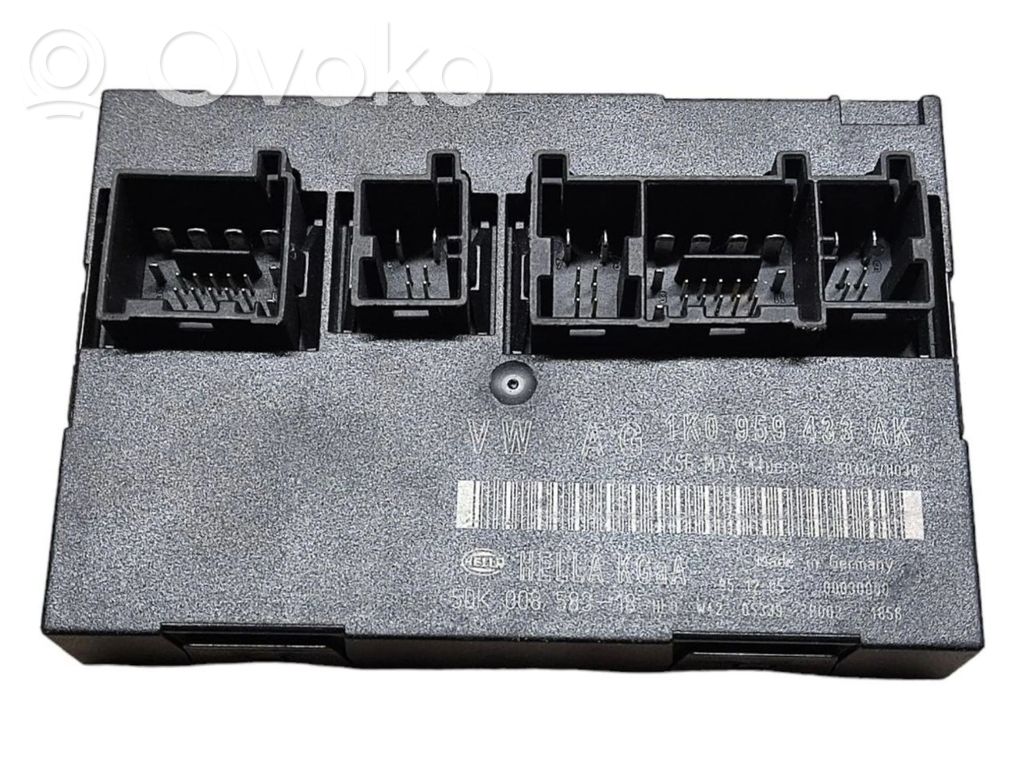 Volkswagen PASSAT B7 Comfort/convenience module 