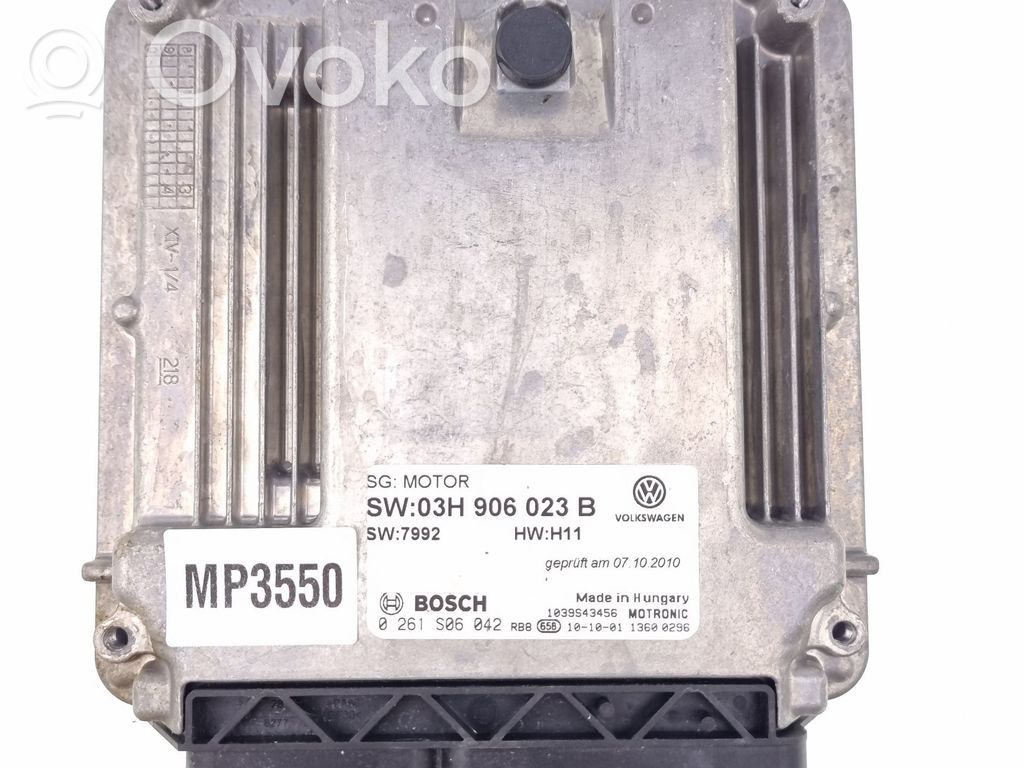 Sterownik / Moduł ECU   03H906023B,0261S06042