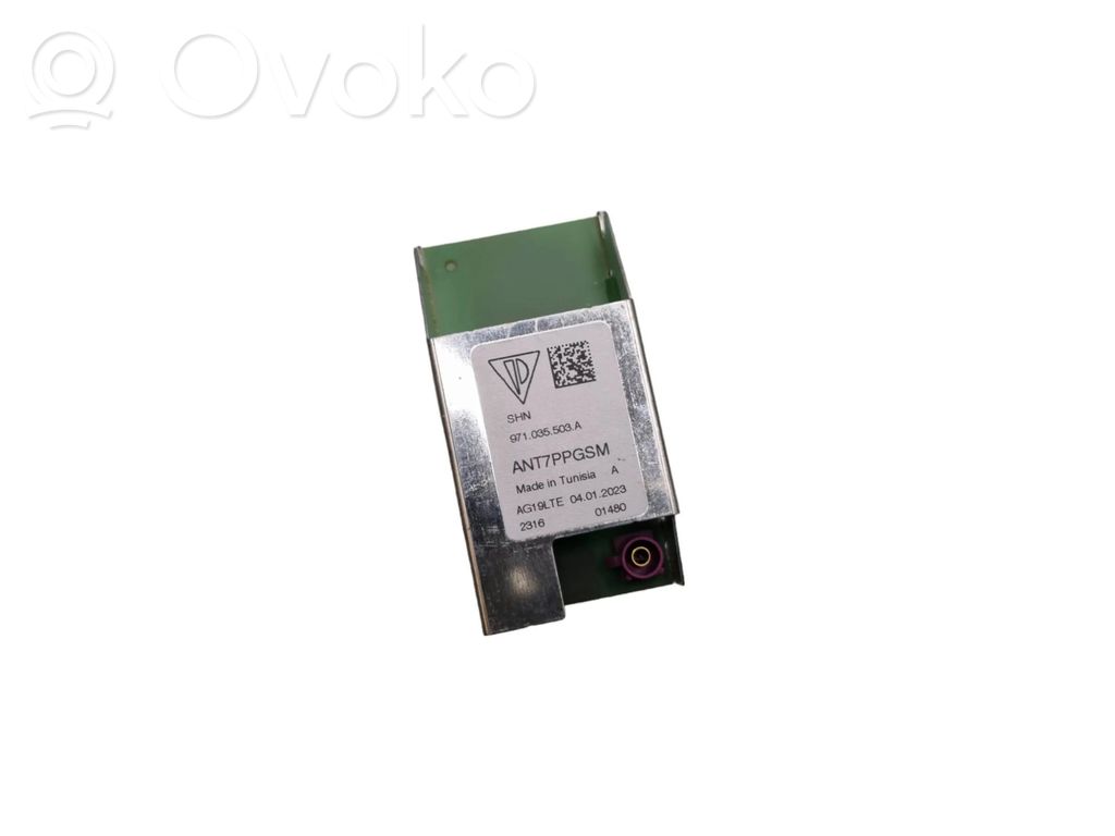 Wzmacniacz anteny   971035503A