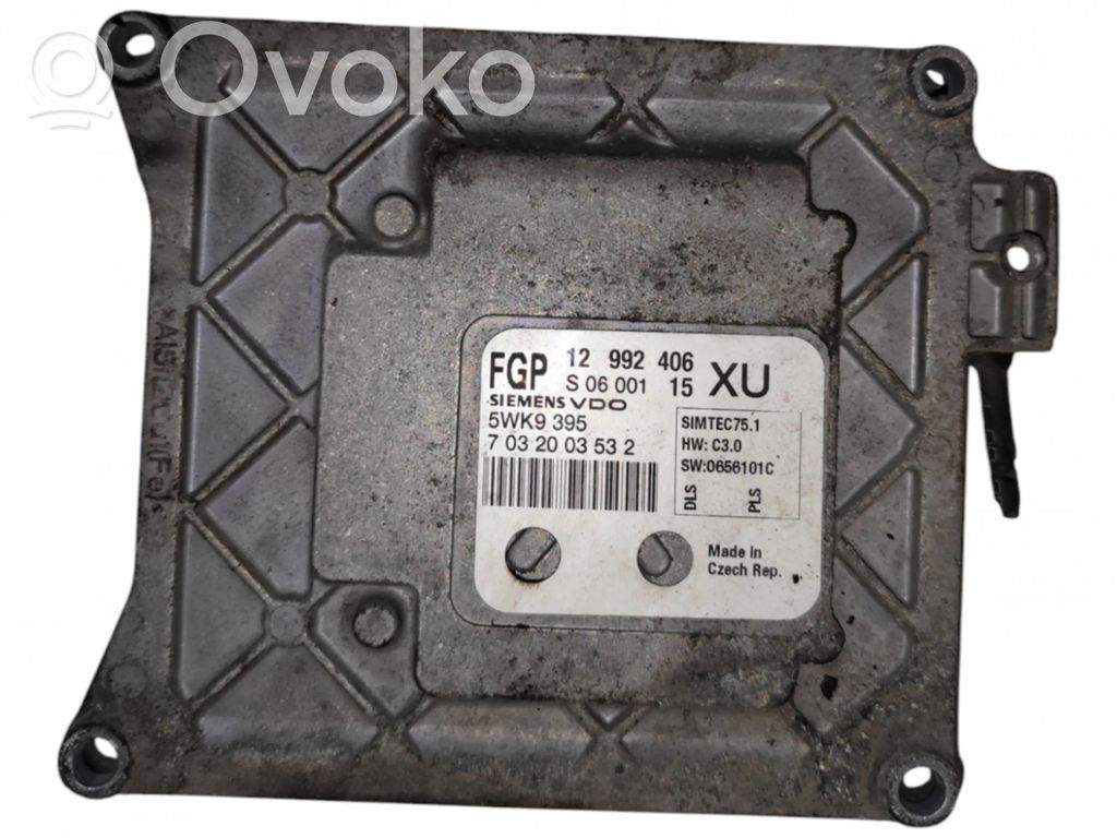 Opel Zafira B Engine control unit/module 