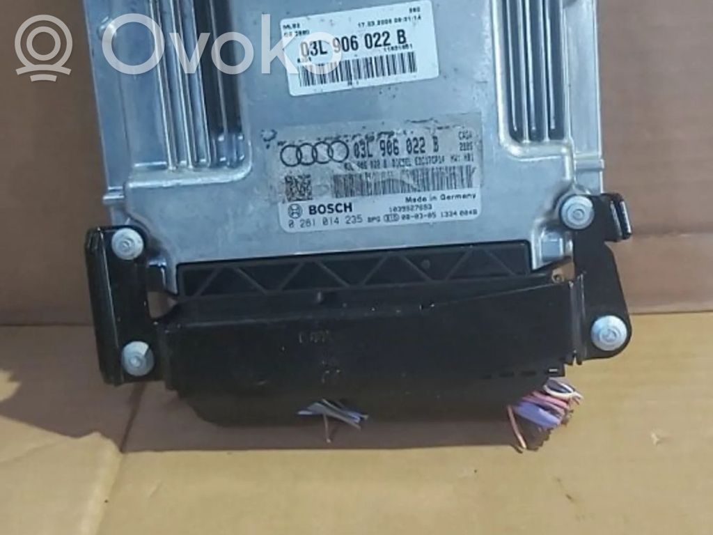 Audi A4 S4 B8 8K Engine control unit/module 