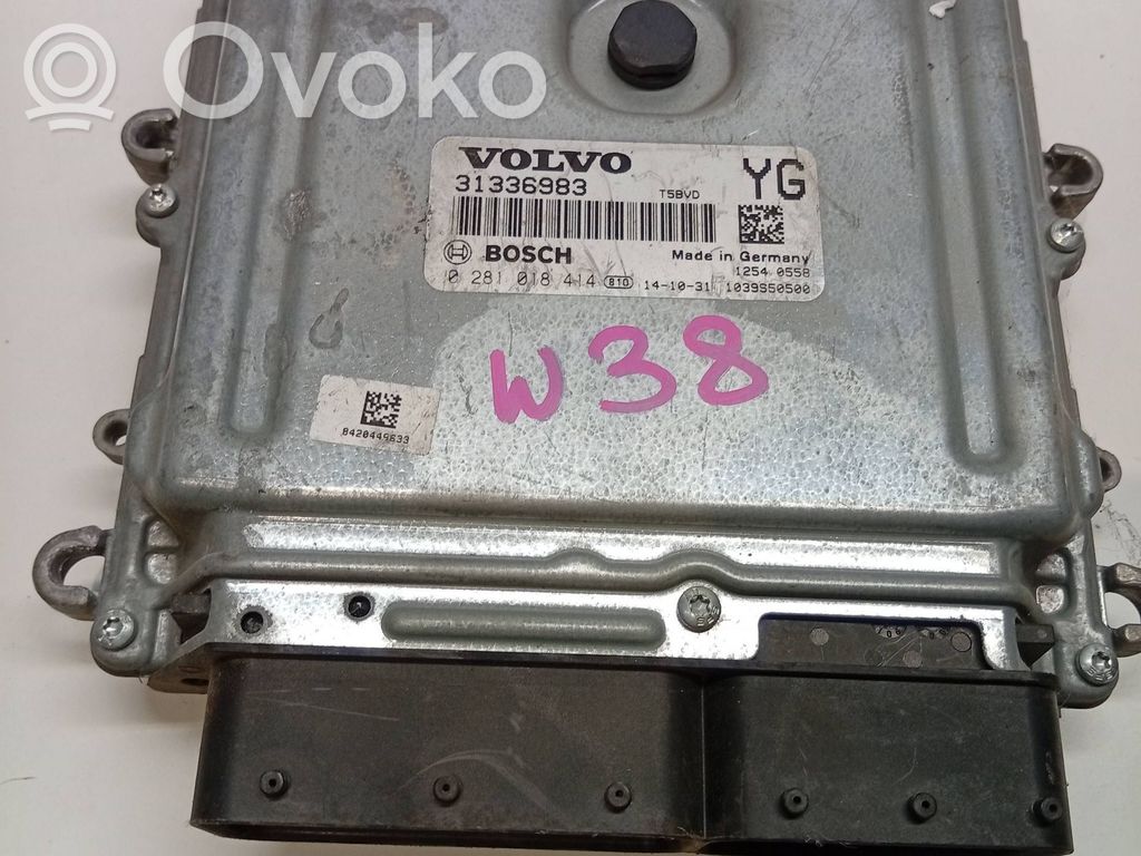 Volvo V40 Engine control unit/module 