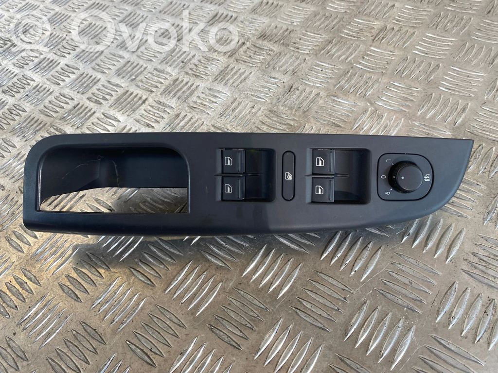 Volkswagen Golf V Interruptor del elevalunas eléctrico 
