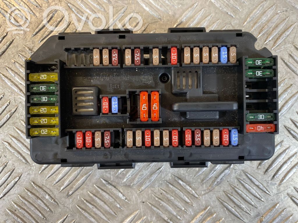 BMW 3 F30 F35 F31 Módulo de fusible 