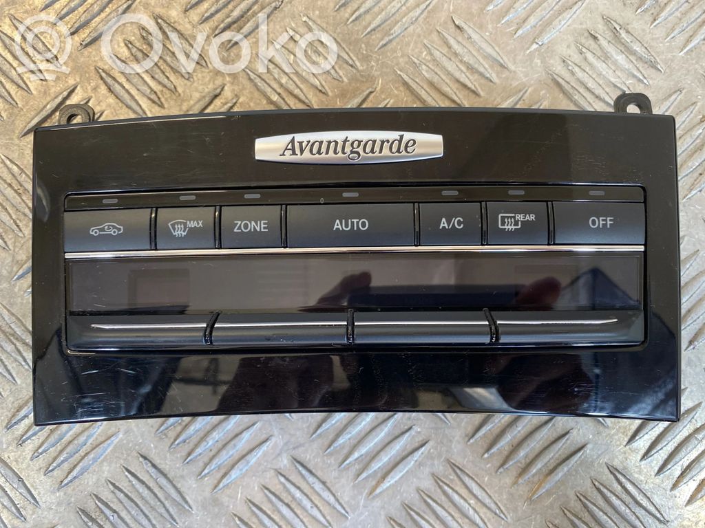 Mercedes-Benz E W212 Climate control unit 