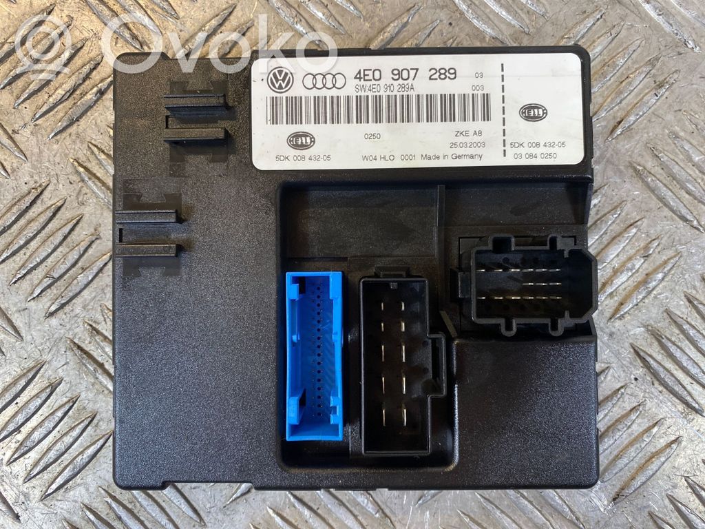 Audi A8 S8 D3 4E Mukavuusmoduuli 