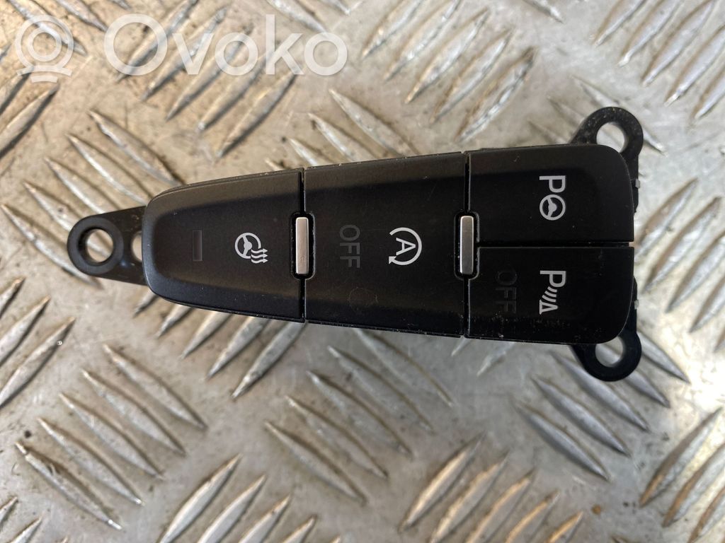 Kit interrupteurs   F1ET11B573DA,15AUG28BR1