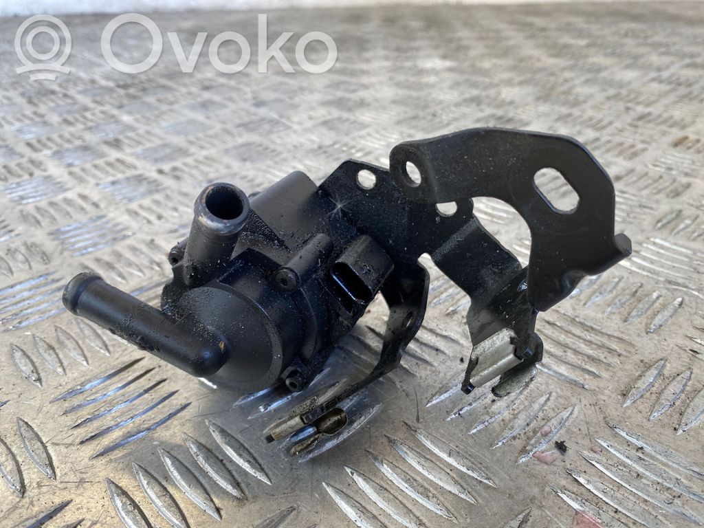 Pompa cyrkulacji / obiegu wody   757751980