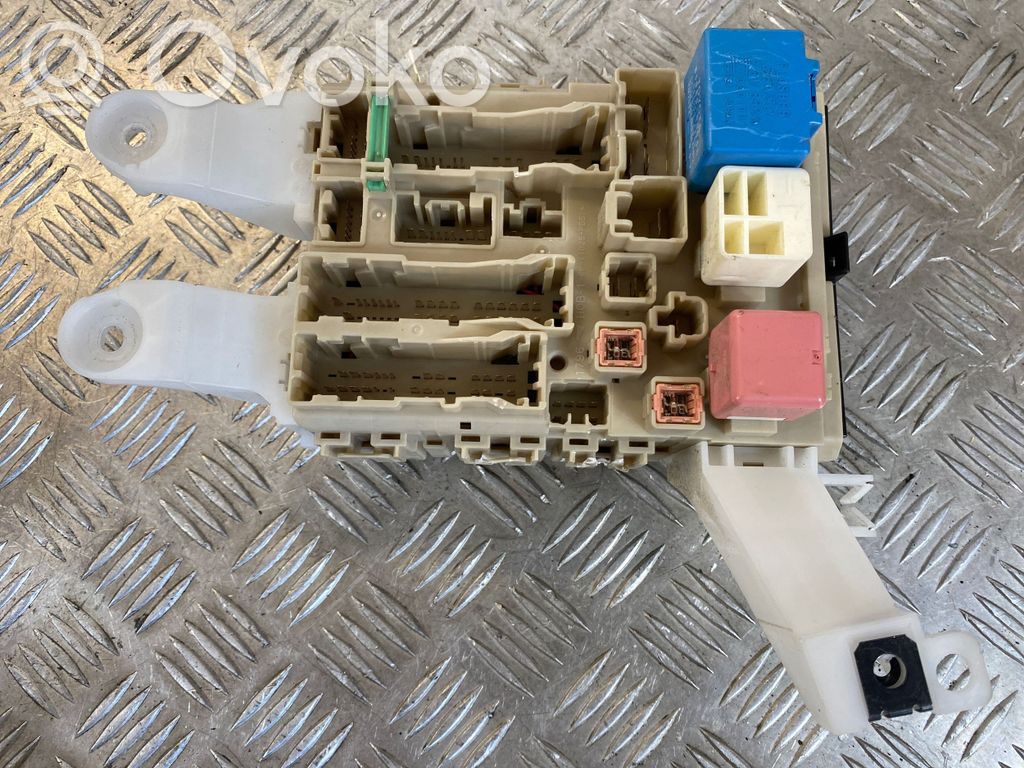 Toyota Verso Módulo de fusible 
