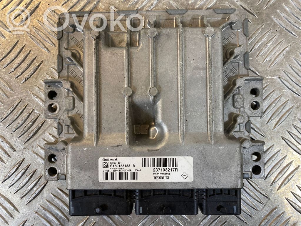 Engine control unit/module   237103217R,S180158133A,237102622R