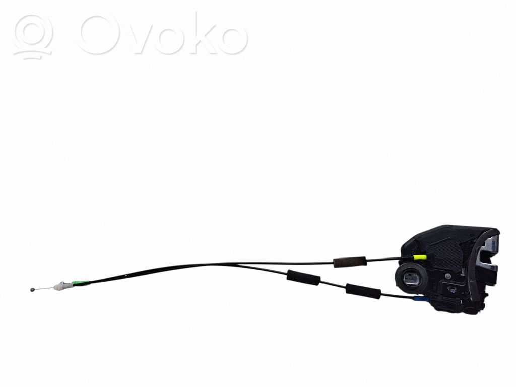 Toyota Avensis T270 Takaoven lukko
