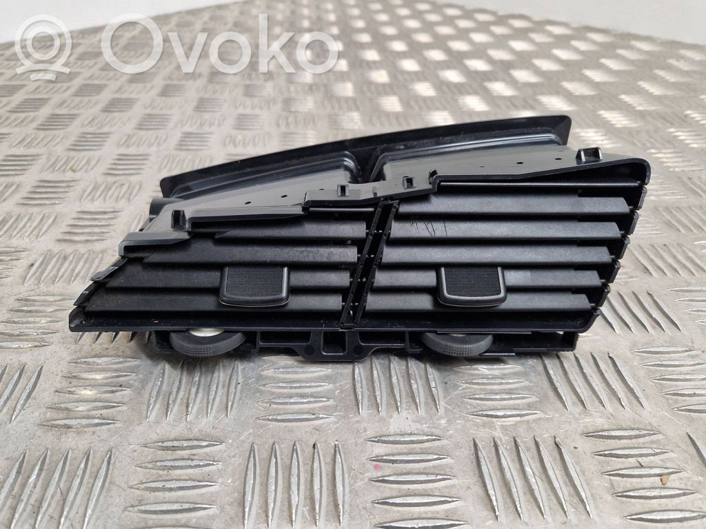 Peugeot 3008 I Rejilla de ventilación central del panel