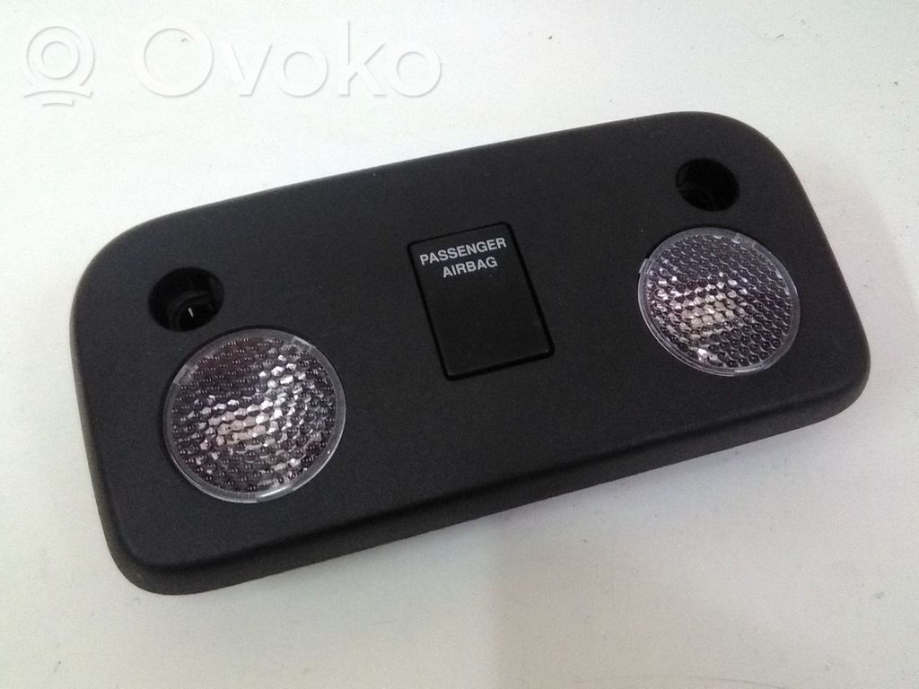 Ford Mustang VI Rivestimento della console di illuminazione installata sul rivestimento del tetto