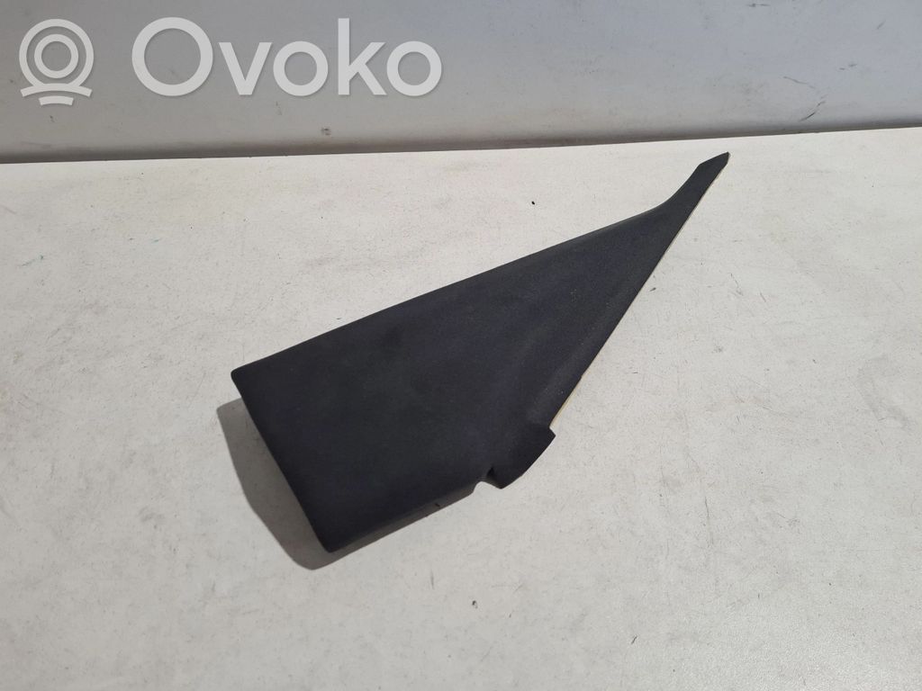 Osłona środkowa słupka / C   06700174030