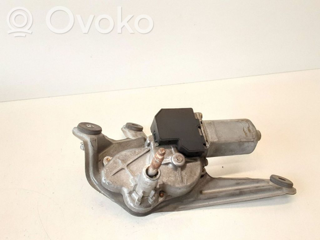 Toyota Avensis T250 Silniczek wycieraczki szyby tylnej 