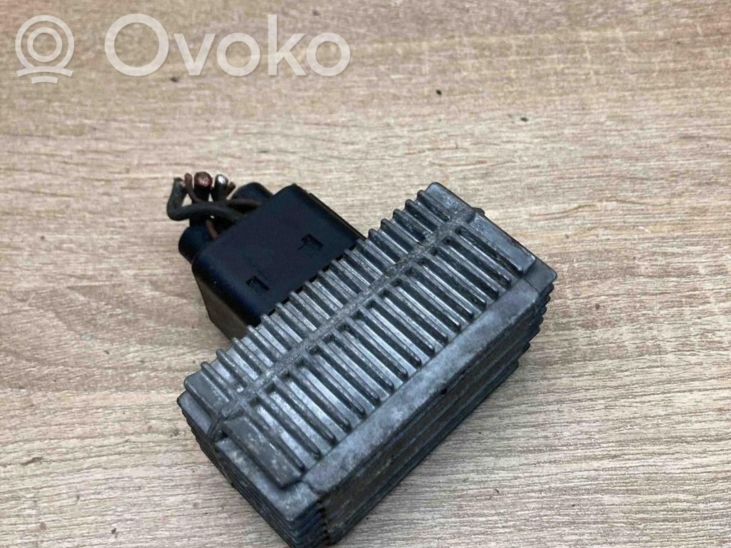 Przekaźnik / Modul układu ogrzewania wstępnego   09132691,51299008MAIN,WITHPLUG