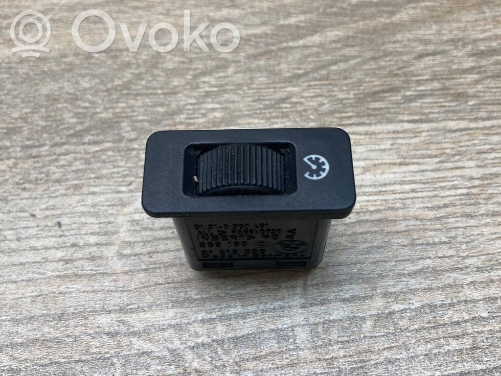 BMW 7 E38 Mittariston valaistuksen säätökytkin 