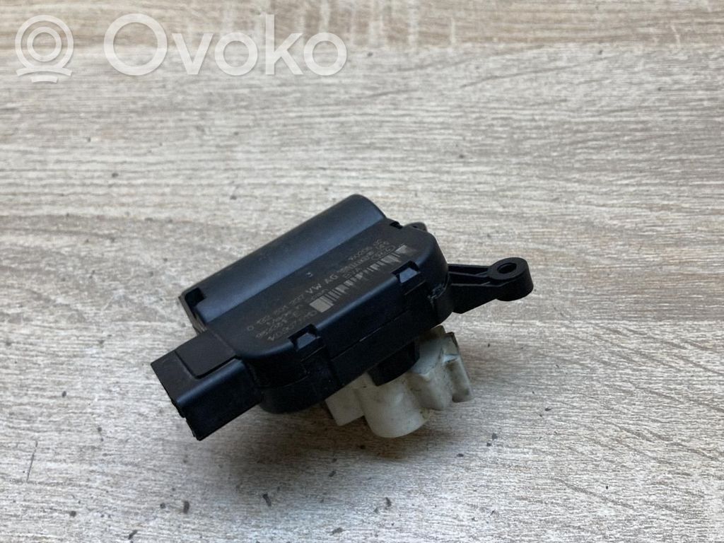 Volkswagen Golf V Moteur / actionneur de volet de climatisation