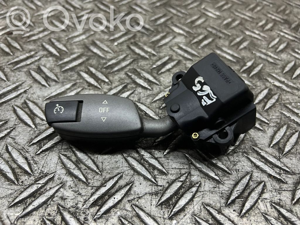 Cruise control switch   6911521