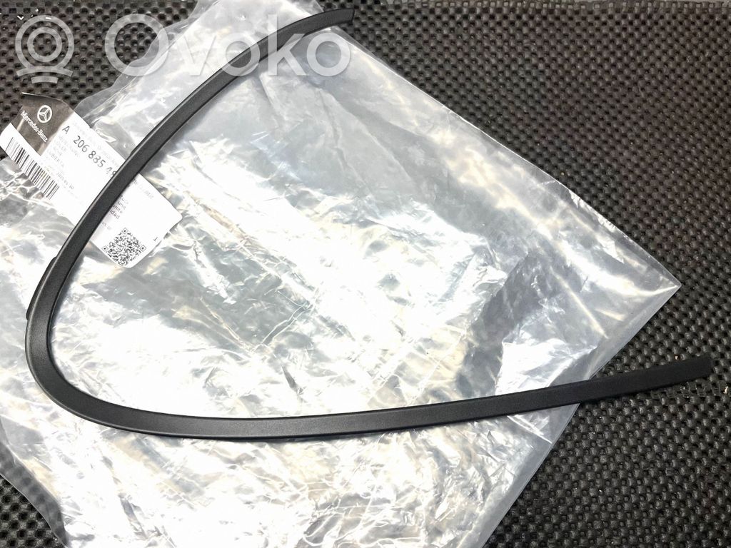 Mercedes-Benz C W206 Rejilla inferior del parachoques delantero