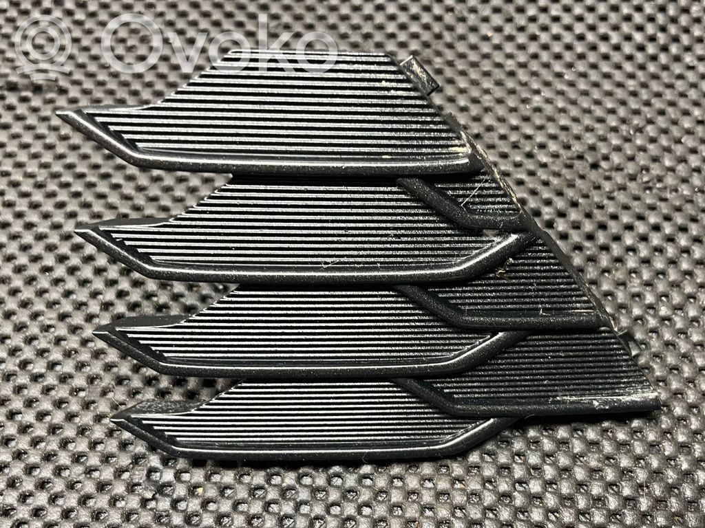 Toyota Corolla E210 E21 Tappo/coprigancio di traino anteriore
