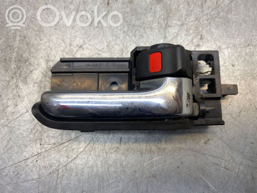 Toyota Corolla Verso E121 Maniglia interna per portiera posteriore