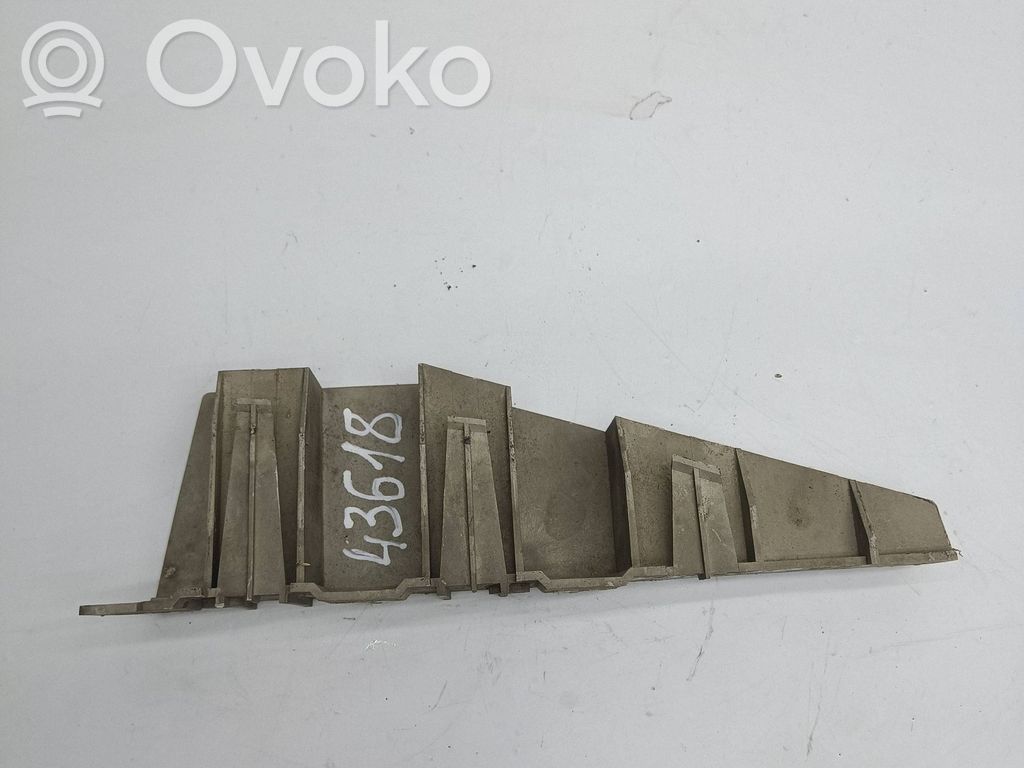Land Rover Freelander Etupuskurin kannake