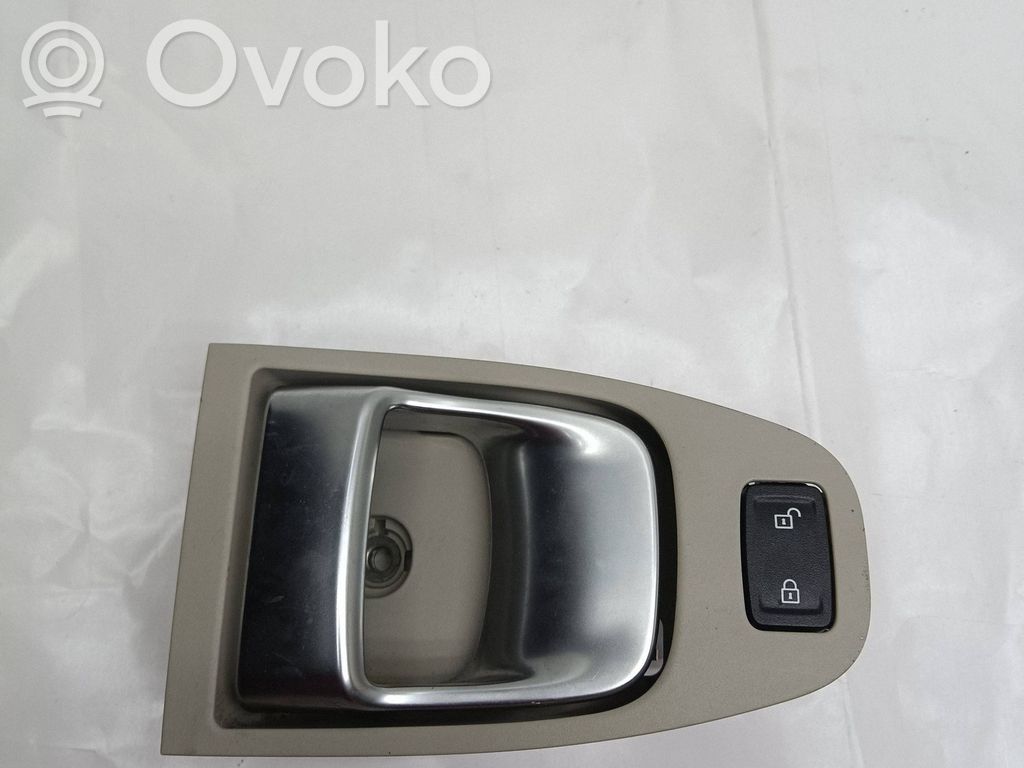 Manecilla interna puerta delantera   7303618,16310110,55340100002