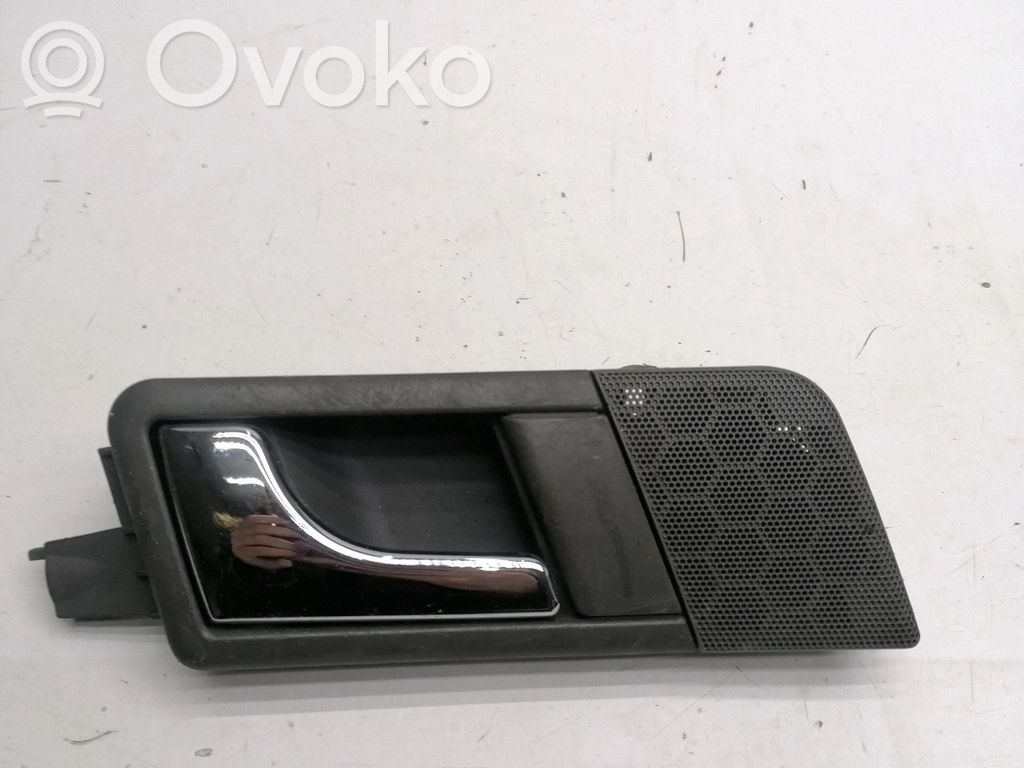 Audi A2 Takaoven sisäkahva 