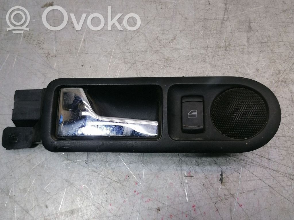 Volkswagen Golf IV Manecilla interna puerta trasera 