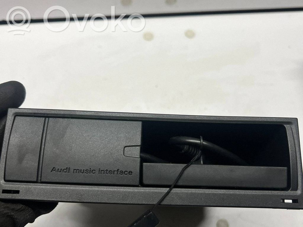 Audi A4 S4 B8 8K Console centrale, commande de multimédia l'unité principale
