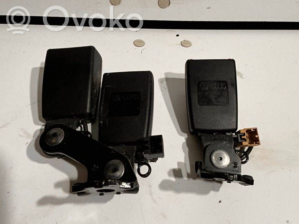Audi A6 S6 C7 4G Takaistuimen turvavyön solki