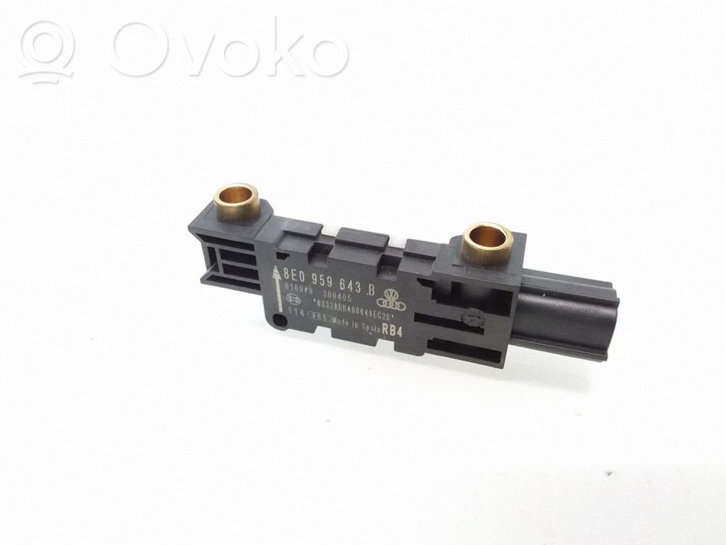 Sensor impacto/accidente para activar Airbag   8E0959643B