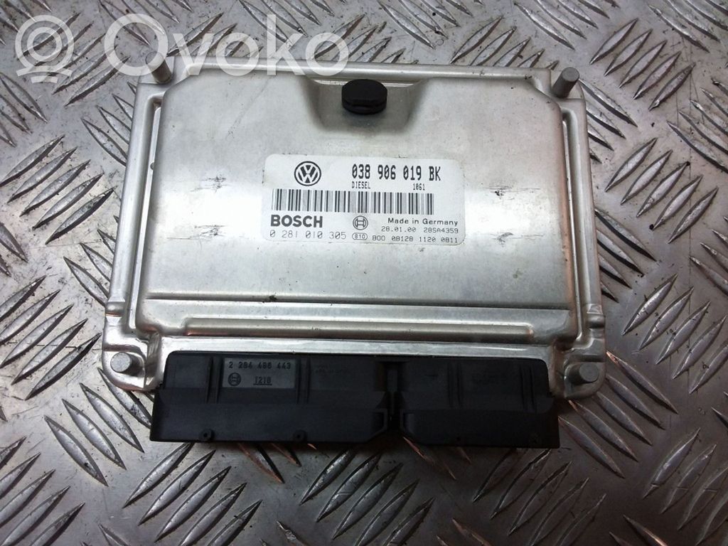 Volkswagen PASSAT B5 Unidad de control/módulo del motor