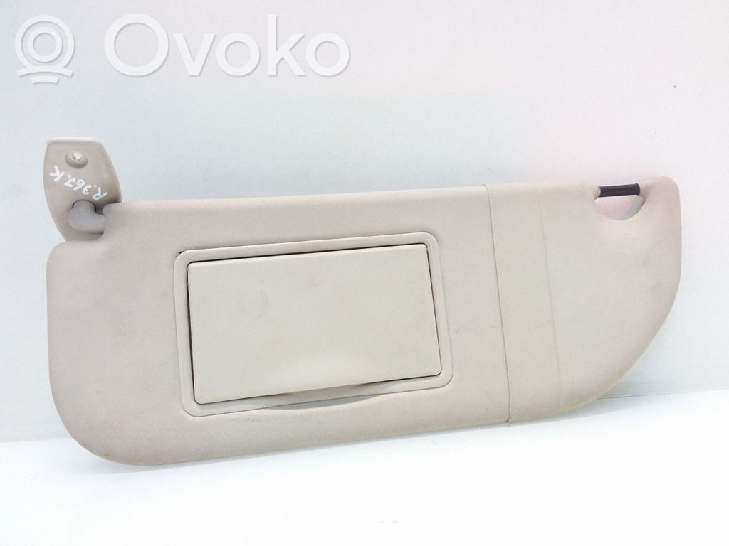 Sun visor