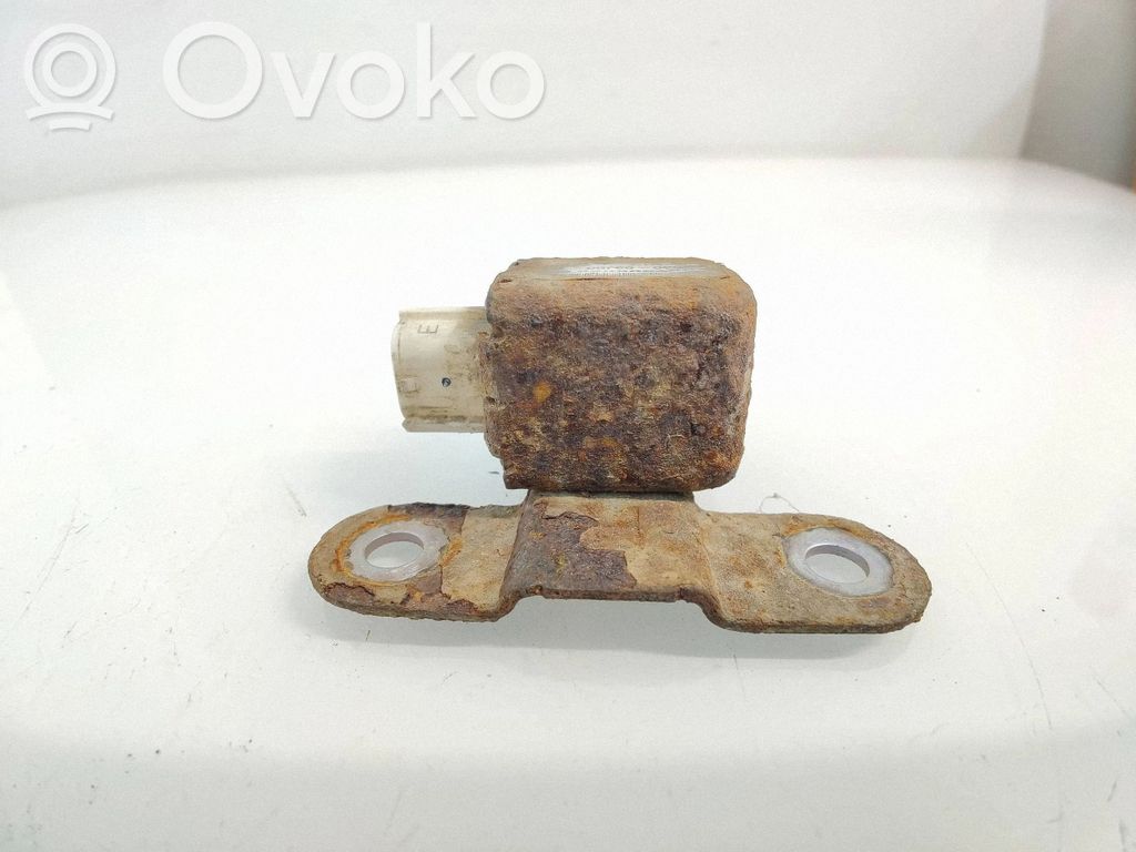 Suzuki Grand Vitara II Airbagsensor Crashsensor Drucksensor 