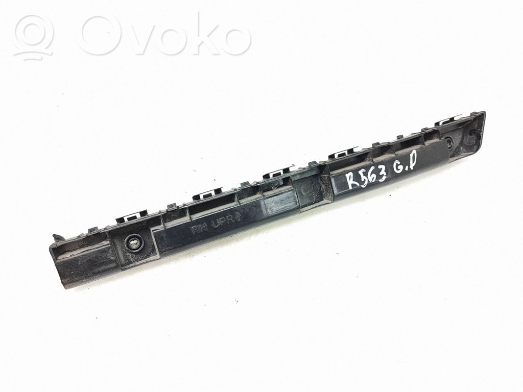 Nissan Qashqai Soporte de montaje del parachoques trasero