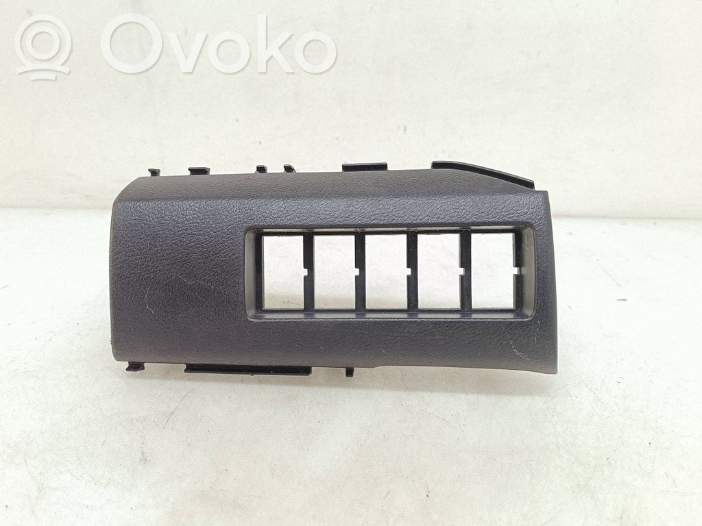 Suzuki Vitara (LY) Otras partes del panel de instrumentos 